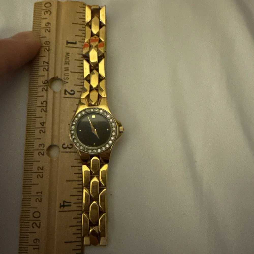 VTG Citizen Elegance Black Gold Tone Ladies Watch 9